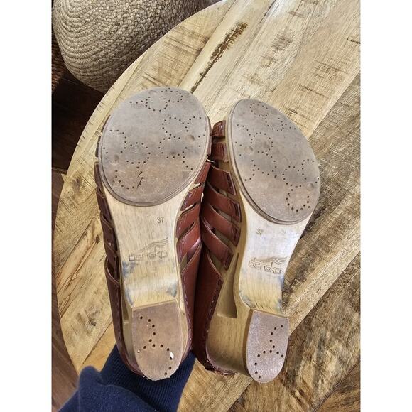 Dansko Womens Wedge Heel Mule Shoe Sz 6.5 Tilly Slip On Strappy Cut Out - Picture 2 of 7